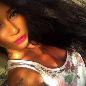 Diana Dominika的照片