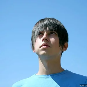 ALEKS IVANOV的照片