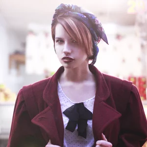 Ekaterina Komarova picture