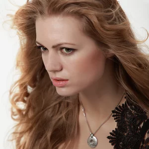 Face, Hairstyle, Blond, Eyebrow, Beauty, Brown hair, Long hair, Chin, Lip