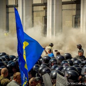 31.08.2015 - Протест по Верховной Радой Украины - Первый взрыв