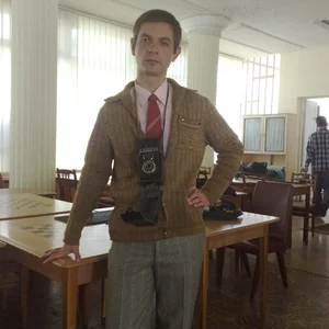 Док. фильм "Перебежчики" - эпизод. роль - фоторепортер