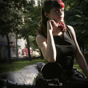 Photographer: Crubelle
Для haunted-cathouse.com