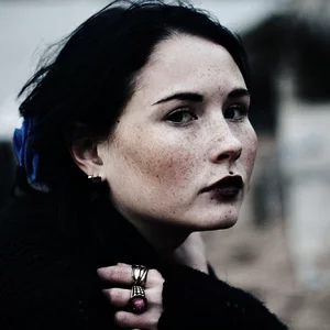 Dina Akmurzina picture