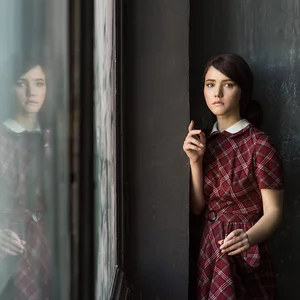 Beauty, Lady, Textile, Fashion, Tartan, Design, Pattern, Long hair, Window