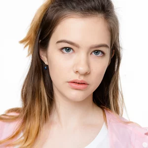 Aleksandra Vasil'eva picture