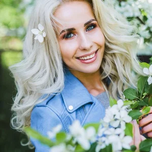 Anna Molcanova的照片