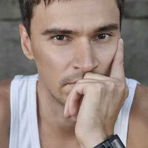 Aleksandr Karpenko的照片