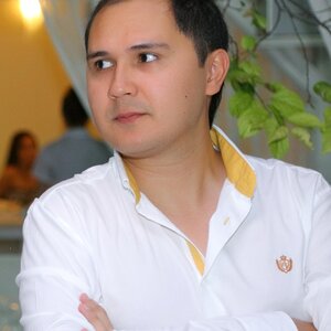 Alim Tursinbaev picture