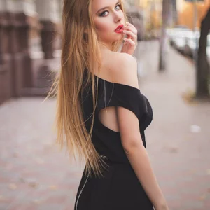anastasia shumova的照片