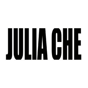 Julia Che picture