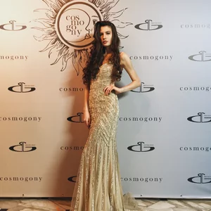 Viktoriya Bryukvina's photo