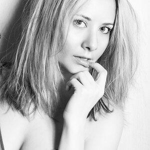 Angelika Zharova picture