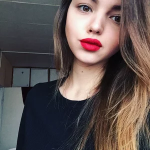 Alina Artem'eva picture