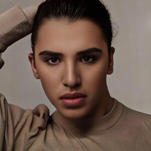 SLAVA VOLK    Pevec picture