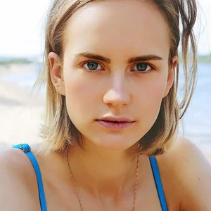 Olesa Monova picture