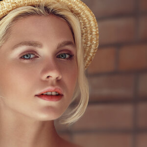Ksenia