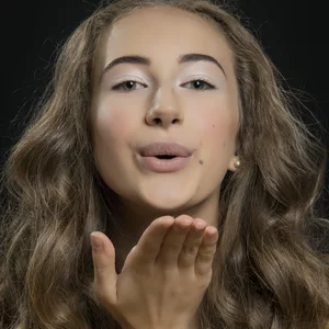 Ula Resetnikova的照片