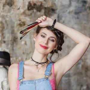 OXANA NOVA's photo
