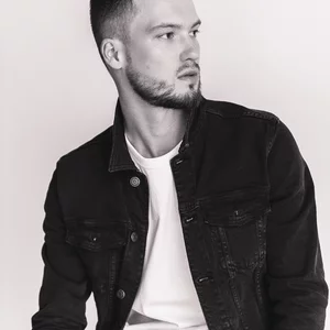 Aleksandr Kobzev的照片
