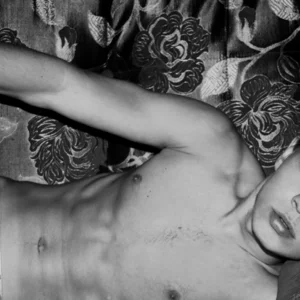 Artem Korotkov的照片