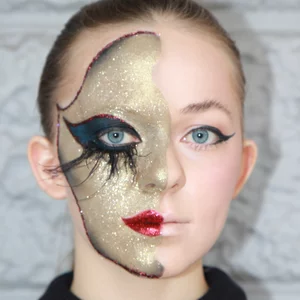 Katarina Karnovich's photo