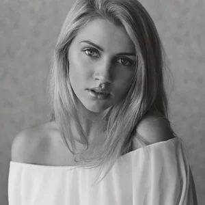 Irina Surikova的照片