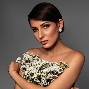 Anzhela Nesterenko picture