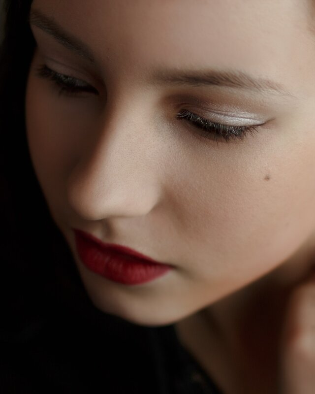 "Make-up"