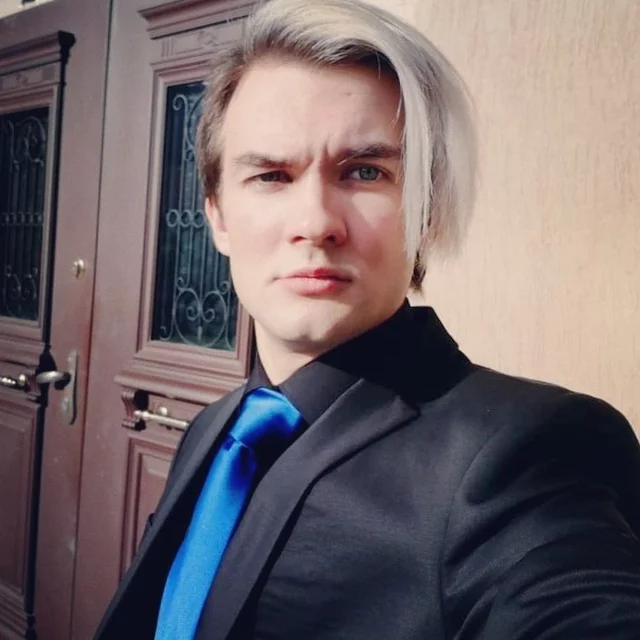 Aleksandr Rozhkov的照片