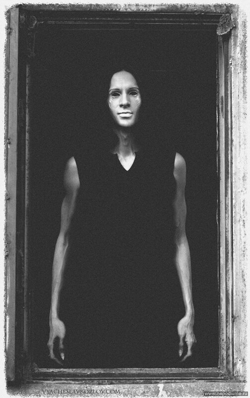 Find your demon inside the mirror