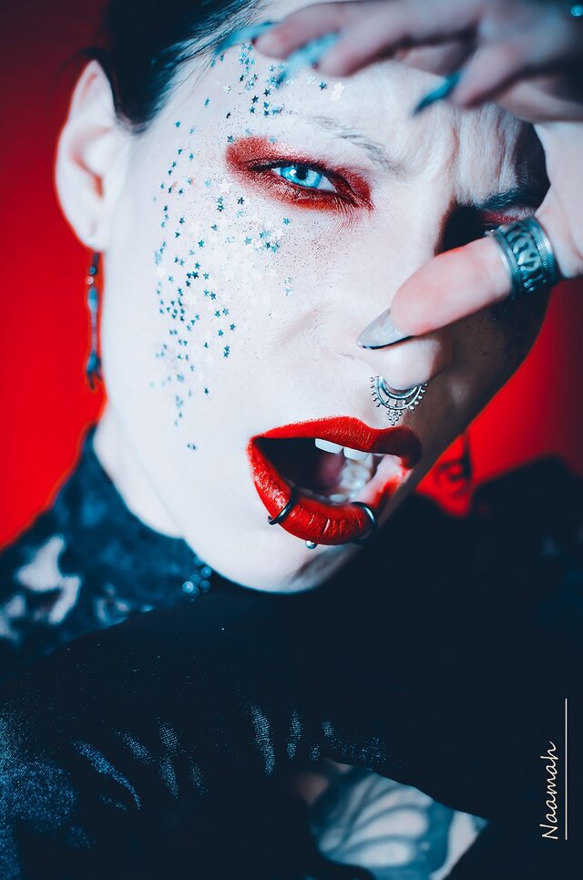 Фото Ирена Naamah Kaoskult