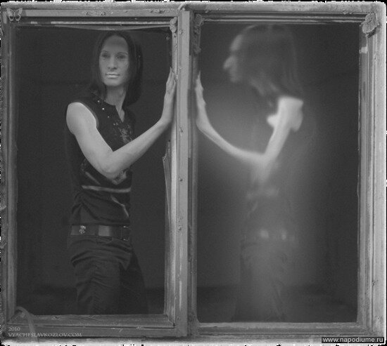Find your demon inside the mirror