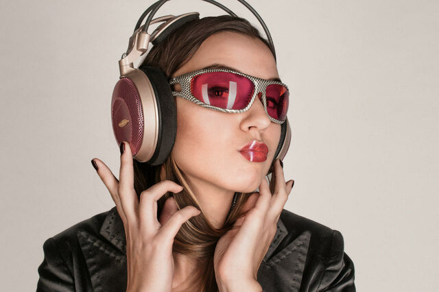 Headphones, Audio, Audiotechnica, Crimson, Sunglasses, Lips, Nails