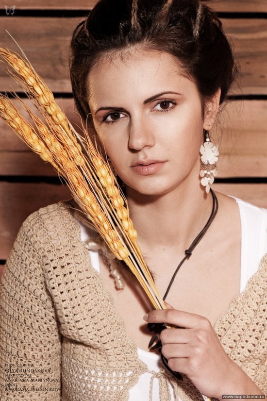 idea, photographer: Olya Rundakova
make-up/hairstyle: Anastasia Martynova
model: Anastasia Svechnikova