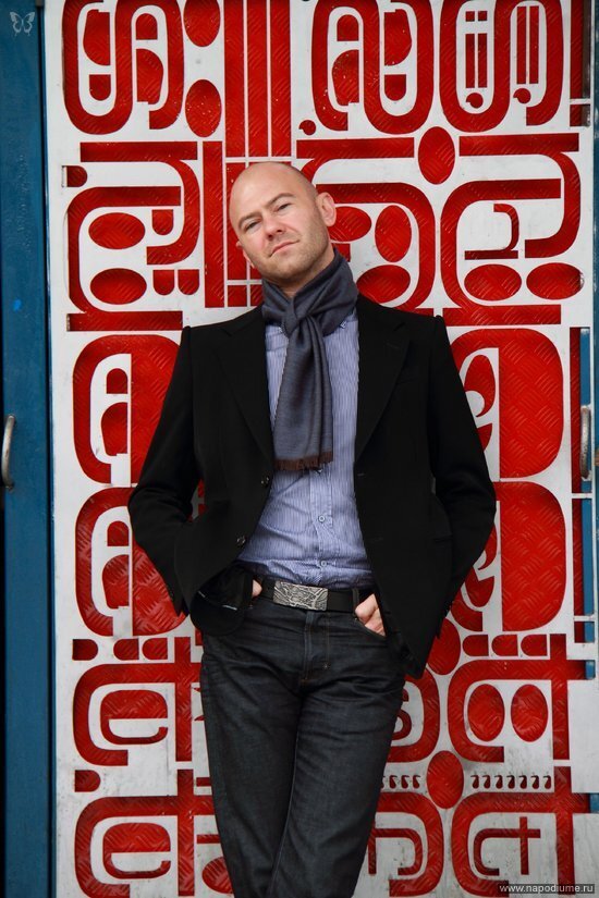 照片Vladimir Dianov