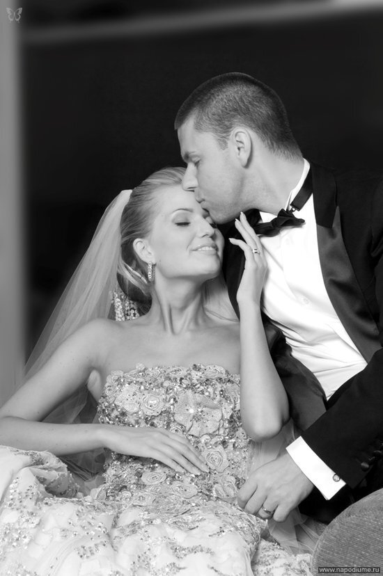 Podium,  стайлинг,  Styling,  подиум,  фотограф,  профессиональный фотограф,  фотоуслуги,  портрет,  репортаж,  гламур,  Beauty,  Fashion,  Glamour,  портфолио,  фотосессия,  профессиональная студийная фотосъемка,  черно белое фото,  репортаж,  свадьба,  свадебная съемка,  св