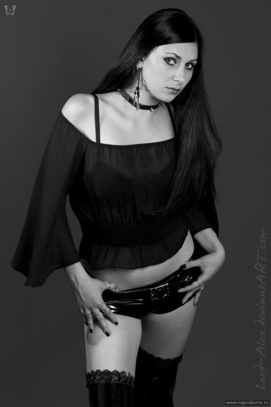 http://lord-alex.deviantart.com/art/Djess-Dark-And-Beauty-68542256