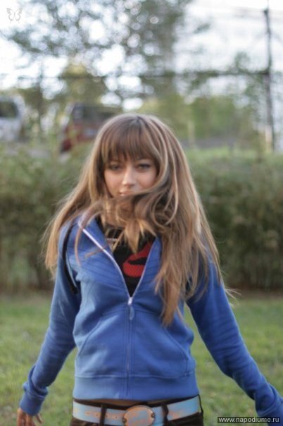 Hair, Green, Bright, Jump