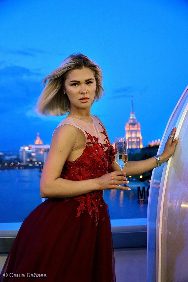 Вечер на мосту.
