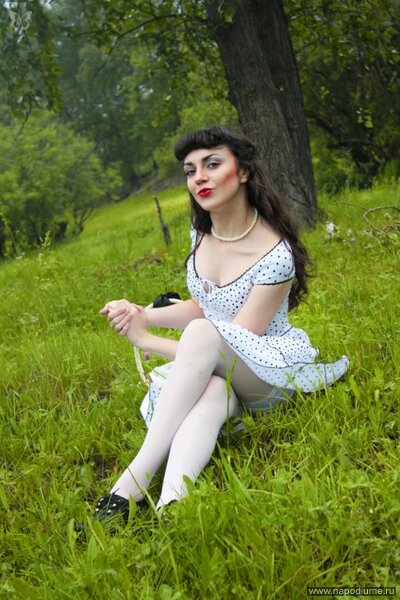Pin up