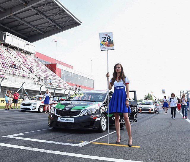 Фото Валентина Черешнева