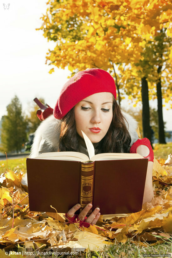 One,  Young,  Woman,  Beautiful,  Leaves,  Lying,  Reading,  Book,  Enjoy,  Rest,  Student,  Sunny,  Study,  Education,  Bunch,  Autumnal,  Red,  Cap,  Hat,  Gloves,  Fall,  Foliage,  Portrait,  Smile,  Yellow,  Day,  Adult,  Autumn,  Beauty,  Fur,  Caucasian,  Environment,  Face,  Fashio