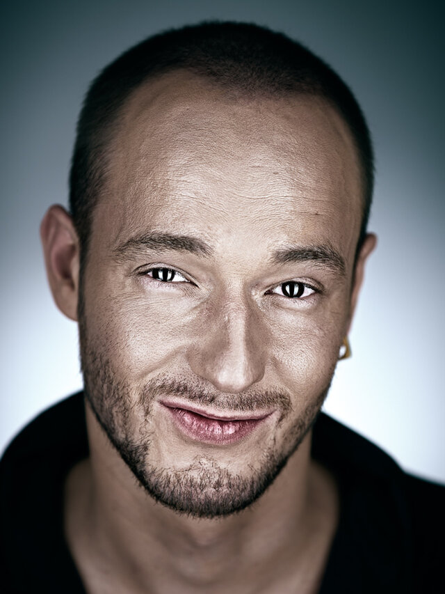 • Александрин Андрей