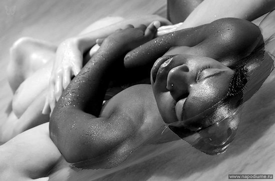 "B&W Nude"