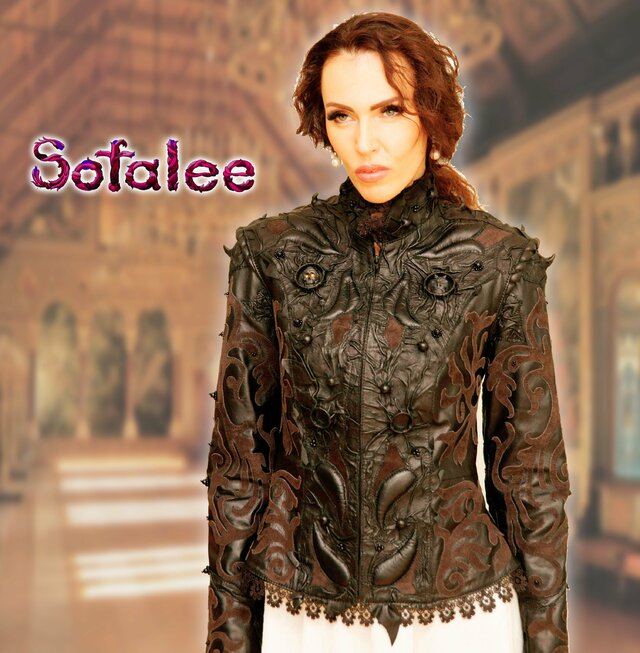 Фото Артур и Софья марка одежды- "Sofalee"