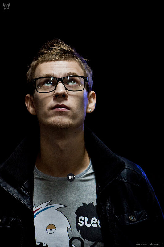 VJ Авдей