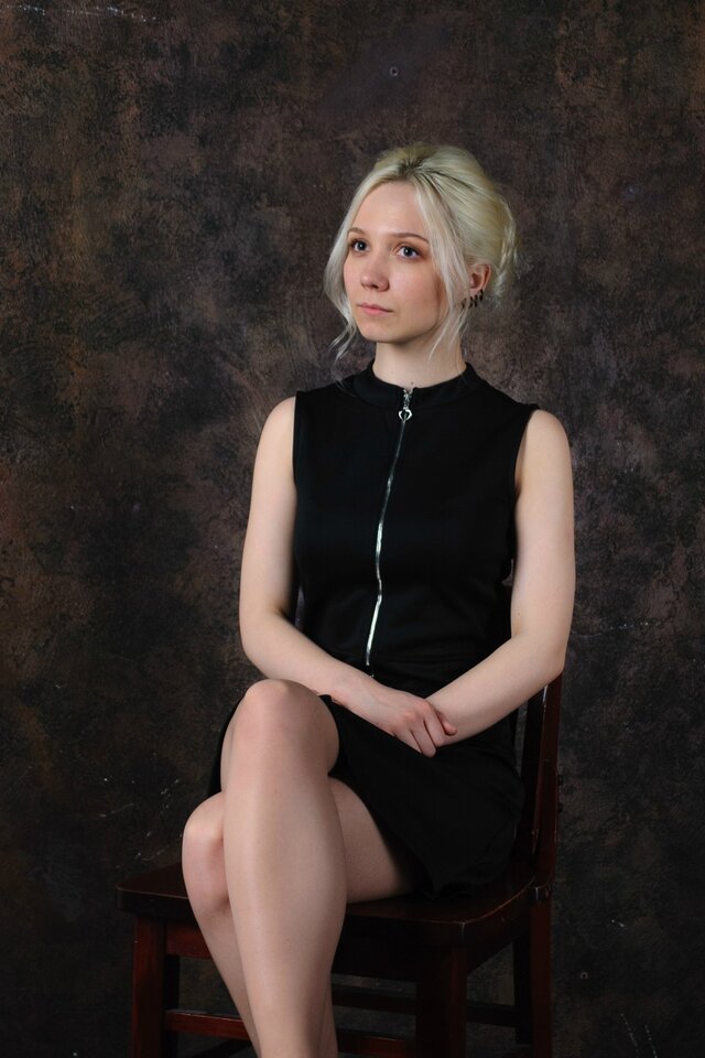 Актриса.
