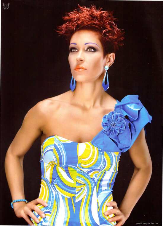 Для ArtCOIFFURE Magazin. Осень 2010. Фото Артем Евсеев. Стиль и одежда Леонид Романов