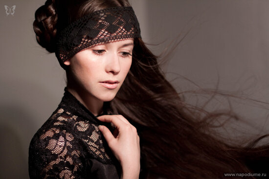 Фото Embrace Her